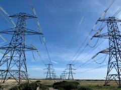The march of the pylons, heading towards us, from Dungeness